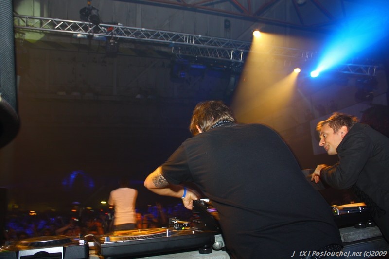 LET IT ROLL - Pátek 13. 3. 2009